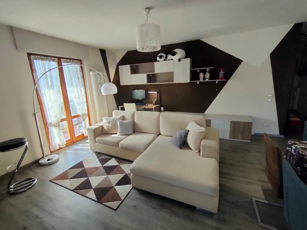 Appartamento Chentre En Ville - A 2 Passi Dal Centro - Parcheggio Gratuito - Cir-Vda-Aosta-0073 Kültér fotó