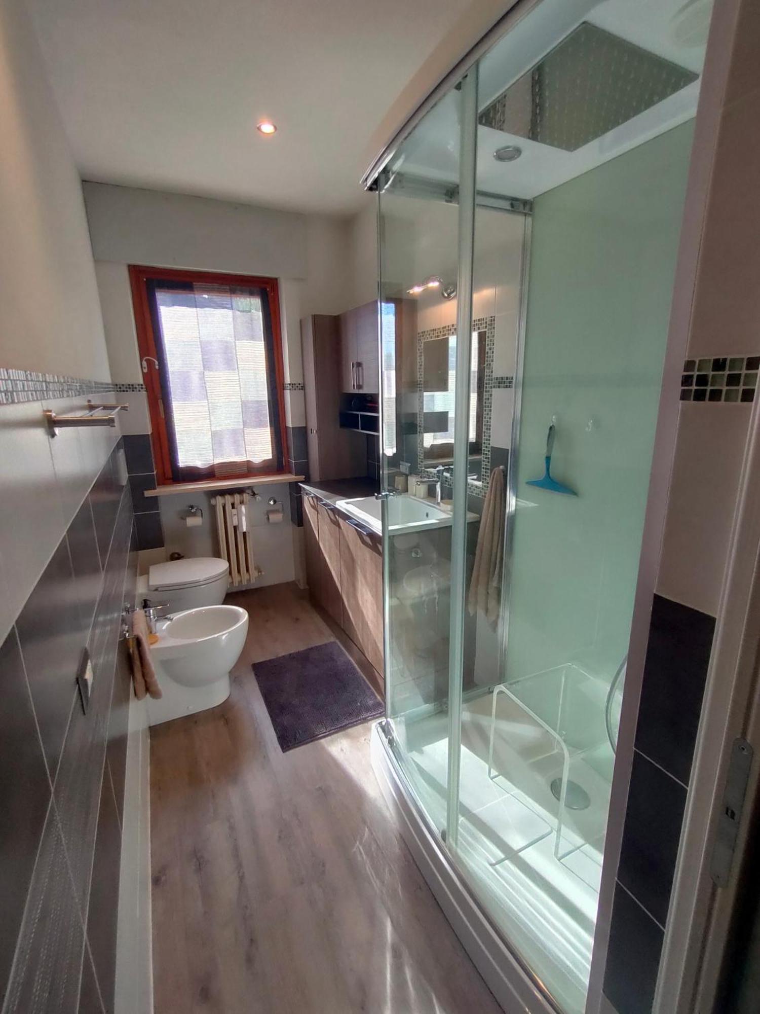 Appartamento Chentre En Ville - A 2 Passi Dal Centro - Parcheggio Gratuito - Cir-Vda-Aosta-0073 Kültér fotó